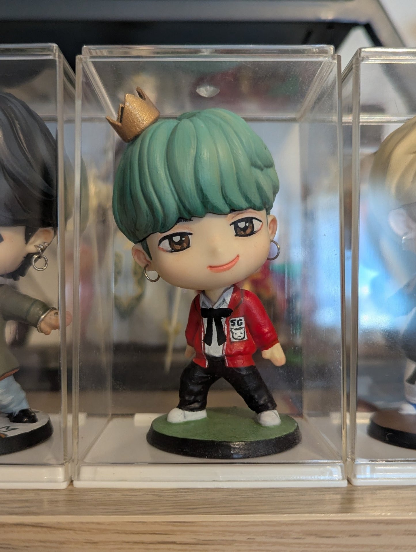 Hand-painted BTS figurines - Mint Yoongi