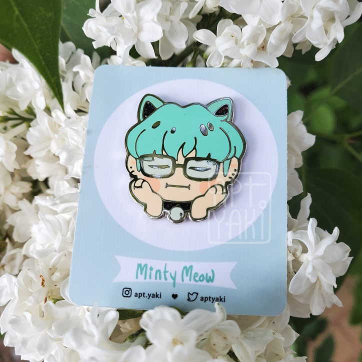 Minty Meow Pin